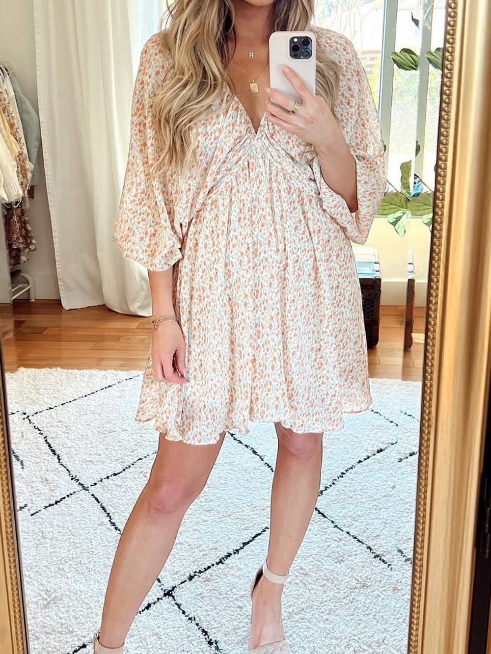 V-Neck Long Sleeve Floral Mini Dress in Cream and Peach